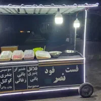 دکه فلافل فست فود