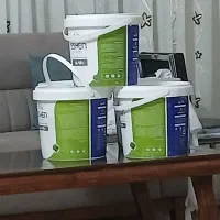 سطل رنگ تمیز
