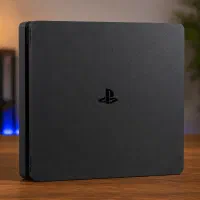 PS4Slimیک ترابایت کپی‌خور ۵دسته‌بسیار تمیز و خانگی