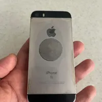 اپل iPhone SE با حافظهٔ ۶۴ گیگابایت|موبایل|اصفهان, خواجو|دیوار