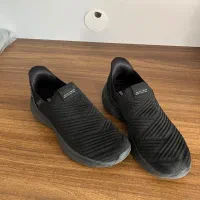 کتونی زنانه اسکیچرز اورجینال سایز ۳۸