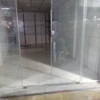 رهن و اجاره مغازه با زیرزمینی در خیابان سادات