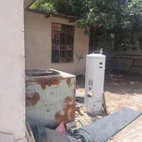 راهنمایی درمورد حیاط تجاری با دو اطاق|اجارهٔ مغازه و غرفه|شیراز, شهرک قمشه|دیوار