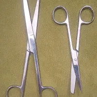 قیچی جراحی