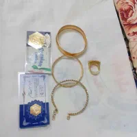 حدود ۳۰ گرم