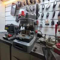 بازکردن قفل کلیدسازی قفلساز ریموت خودرو