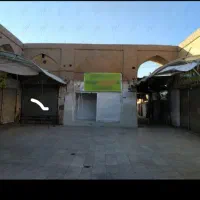 مغازه-بزرگ-داخل-بازار-وکیل-laquo-سرپوشیده-raquo