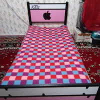 تخت خواب یک نفره