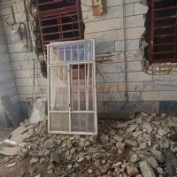 درب و پنجره آهنی