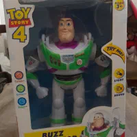 اسباب‌بازی فضانورد