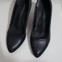 ۲عددلباس درحد ۲جفت کفش درحدنو و روروئک وکاپشن شیک|کالسکه و لوازم جانبی|مشهد, خواجه ربیع|دیوار