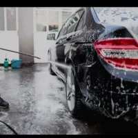 کارواش سرپوشیده گرم و جای خواب