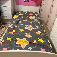 تختخواب و فرش و میرتحریر