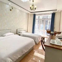 سوئیت با حیاط