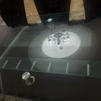 میز ۸ نفره سالم بودن شکستگی