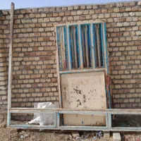 درب حیاط و پارکینگ و مغازه