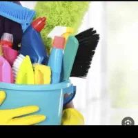 نظافت راه پله انجام میدم