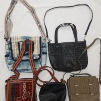 تعدادی کیف رودوشی و کوله پشتی|کیف، کفش، کمربند|اردبیل, |دیوار