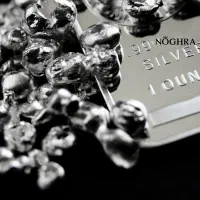 خرید و فروش ساچمه نقره