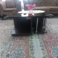 دو عدد میز جلو مبلی به علت کمبود جا به فروش میرسد