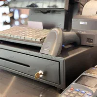 صندوق فروشگاهی تاچ مانیتور دوم بارکدخوان سوپرمارکت
