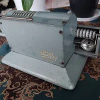 ماشین حساب مکانیکی (هندلی) کلکسیونی ۱۰۰ ساله|کلکسیون اشیاء عتیقه|تهران, بوستان چیتگر|دیوار