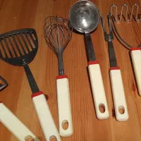 سرویس آشپزخانه کفگیر و ملاقه استیل اصل نو