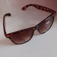 ۲ عدد عینک افتابی زنانه|بدلیجات|کرمانشاه, |دیوار