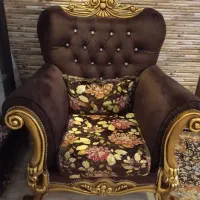مبل۴نفره کلاسیک(به خریدار واقعی تخفیف میدیم)|مبلمان خانگی و میز عسلی|اسلام‌شهر, شهرک مفیدی|دیوار