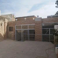 فروش ویلایی 165 متر۲ خوابه در مولوی(بازسازی شده)|فروش خانه و ویلا|اصفهان, مولوی|دیوار
