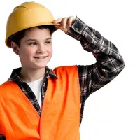 نیروی کار در فروشگاه ابزار