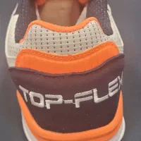 کتونی فوتسال جوما|کیف، کفش، کمربند|رشت, کاکتوس|دیوار