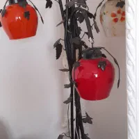 آباژورایستاده