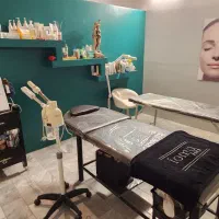 همکاری (اجاره و درصدی)در سالن زیبایی زنانه صفاییه|اجارهٔ دفتر کار، اتاق اداری، مطب|یزد, |دیوار