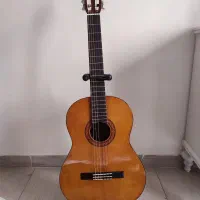 گیتار یاماها C40