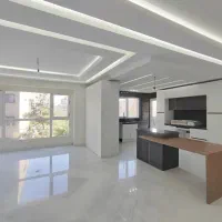 آپارتمان ۱۳۴ متری،سالن پرده خور، قیمت استثنایی