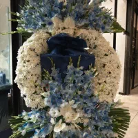 تاج گل تازه