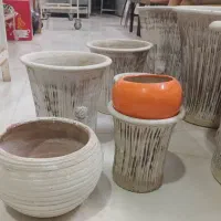 گلدان بزرگ ومتوسط و کوچک کارکرده|گل و گیاه طبیعی|آشخانه, |دیوار