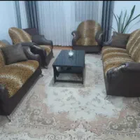 مبل ۷ نفره و میز وسط