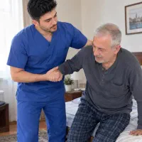 استخدام نیروی کمک پرستار آقا