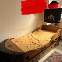 تخت مدل کشتی دزد دریایی