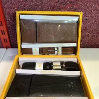 ست کمربند ، کیف و جا کارتی