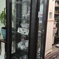 ویترین و بوفه