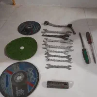 آچار  و صفحه سنگ
