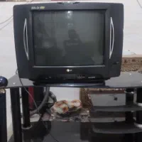 تلویزیون با میز قالی دوعدد اجاق گاز|اجاق گاز و لوازم برقی پختوپز|شیراز, ریاستی|دیوار