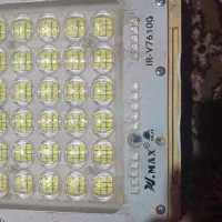 پرژکتور 100خورشیدی