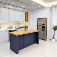 نیازمند استاد کار رنگ پلی اورتان