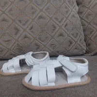 کفش بچگانه|کفش و لباس بچه|رشت, جانبازان|دیوار