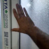 نصاب شیشه ساختمان