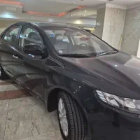 خودروی کیا سراتو ۲۰۰۰ آپشنال در حد صفر